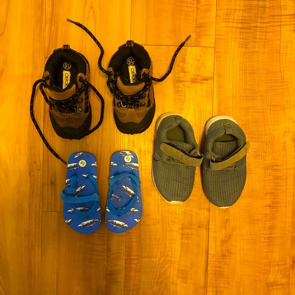 Bundle of Baby Shoes - Size 5/6
